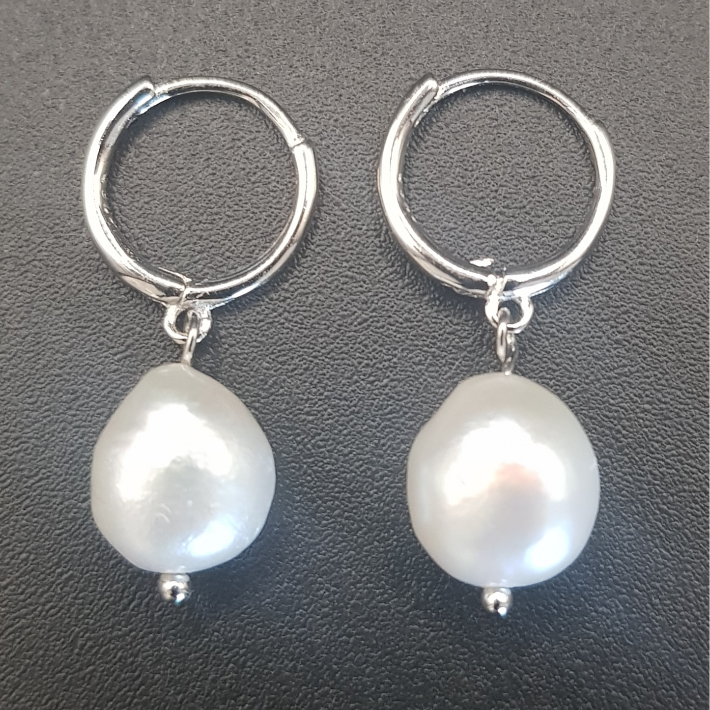 Precious 925 Silver Pearl Earrings